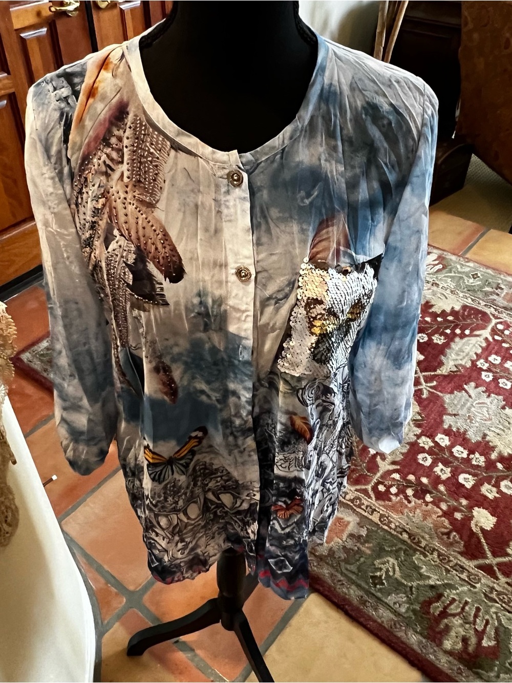 TRICOTTO Women's Sz XS  Tunic Top Shirt Wearable Art Butterfly Print Sequins - Picture 7 of 10